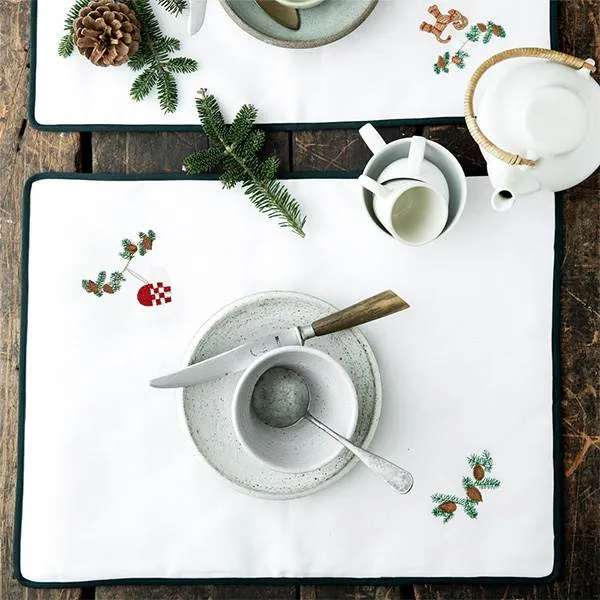 Langkilde & Søn - Juledækkeserviet med hjerte - 38 x 50 cm.